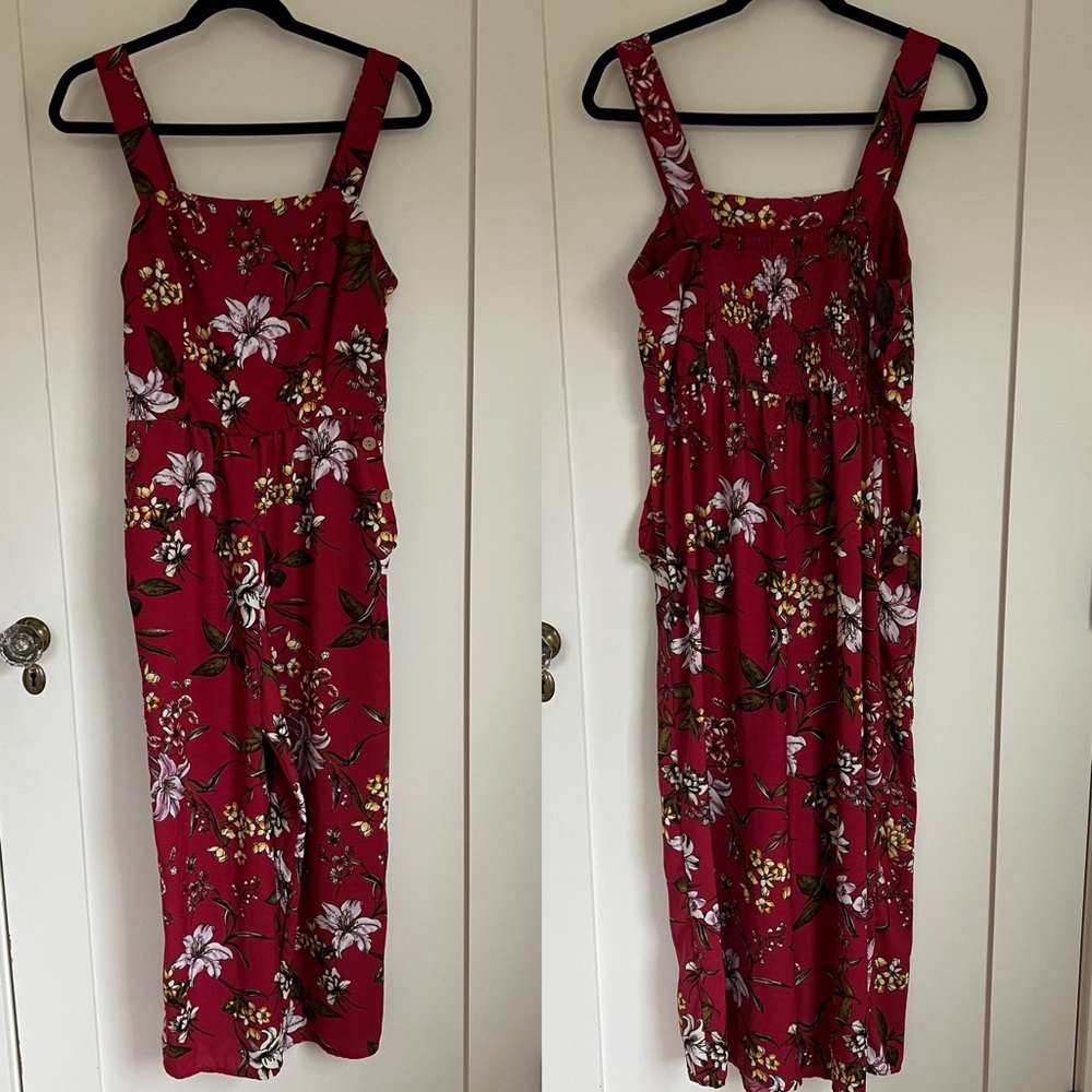 🕶️Red Floral Romper Jumpsuit Medium wide leg